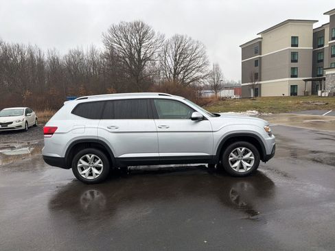Used 2018 Volkswagen Atlas SE image 4