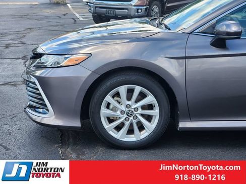 Used 2024 Toyota Camry LE FWD image 8