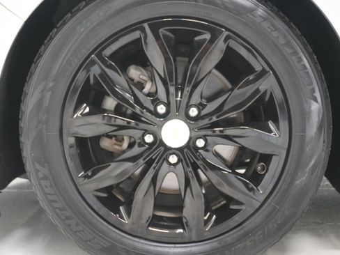 Used 2021 Chevrolet Malibu LT image 25