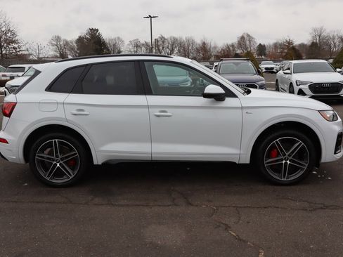 Used 2025 Audi Q5 e Premium Plus image 4