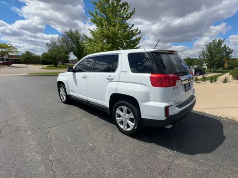 Used 2017 GMC Terrain SLE FWD image 6