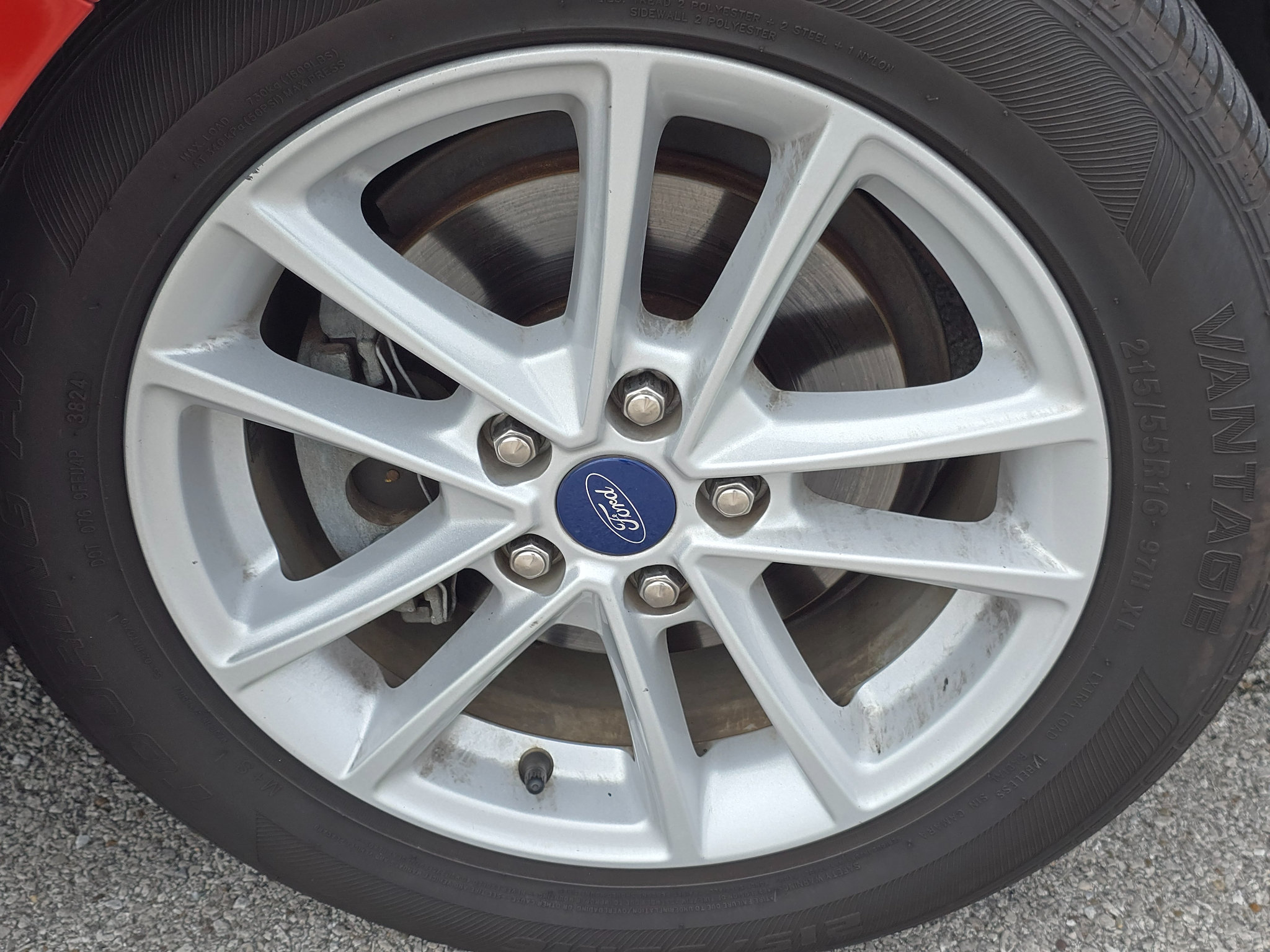 Used 2018 Ford Focus SE FWD image 23
