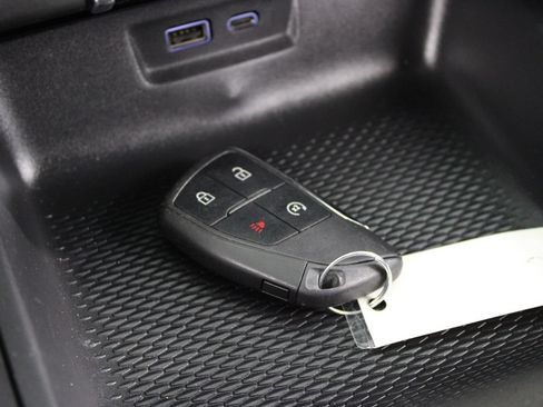 Used 2025 GMC Terrain Elevation AWD/4WD image 19
