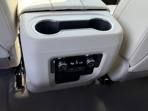New 2026 GMC Yukon Denali AWD/4WD image 16