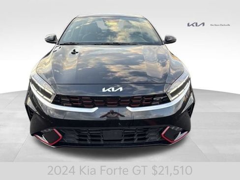 Certified 2024 Kia Forte GT w/ GT2 Package FWD image 3