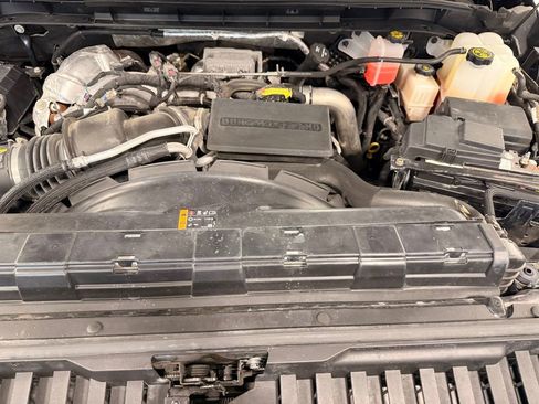 Used 2023 GMC Sierra 2500 Denali AWD/4WD image 38