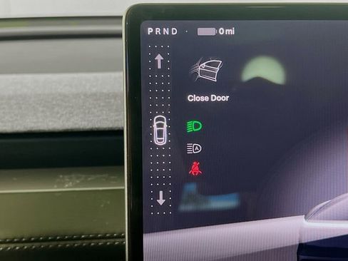 Used 2026 Tesla Model Y Long Range image 22