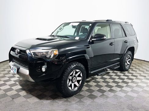 Certified 2018 Toyota 4Runner TRD Off-Road Premium AWD/4WD image 4