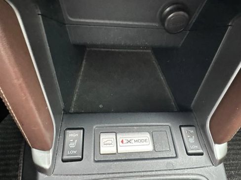 Used 2017 Subaru Forester 2.5i Touring AWD/4WD image 15