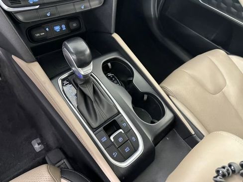 Used 2020 Hyundai Santa Fe SEL w/ Convenience + Premium Package image 20