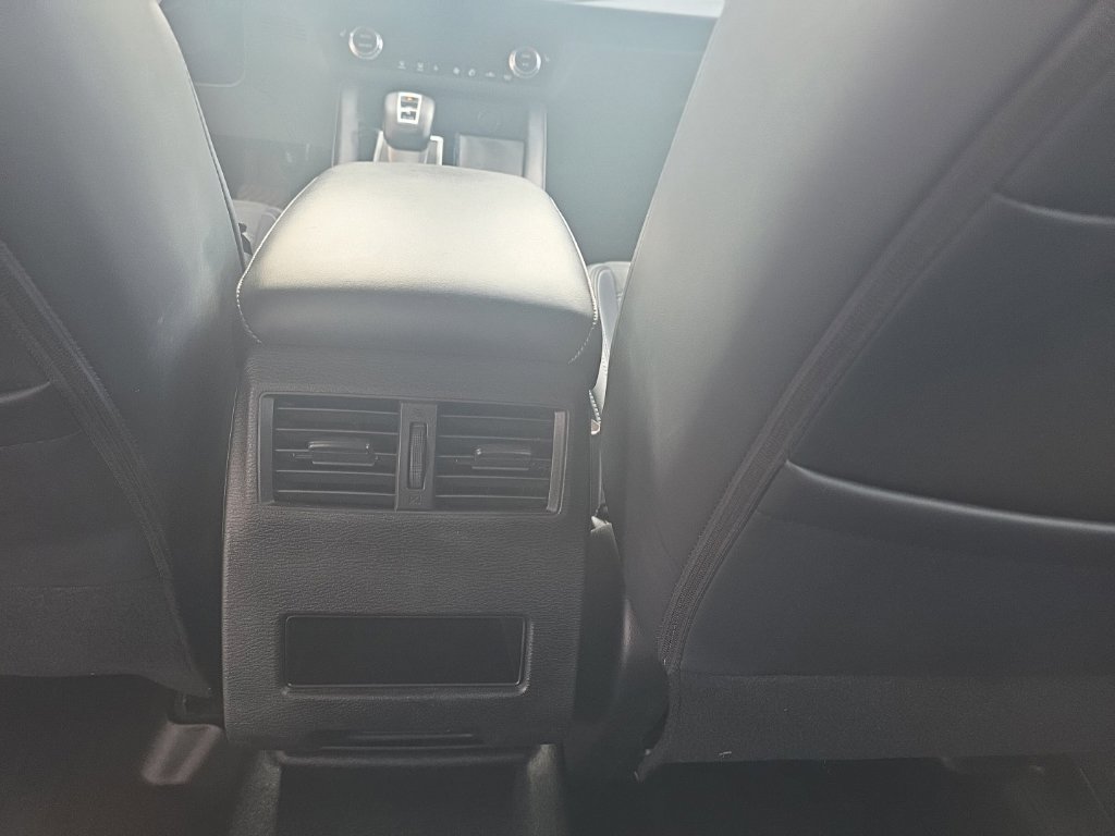 Used 2023 Mitsubishi Outlander SE AWD/4WD image 13