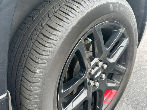 Used 2020 Chevrolet Traverse Premier w/ Redline Edition FWD image 7