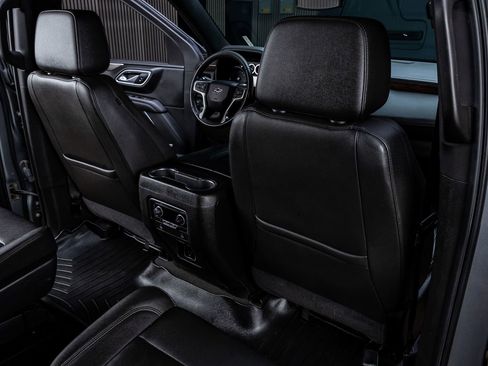 Used 2021 Chevrolet Tahoe Z71 AWD/4WD image 32