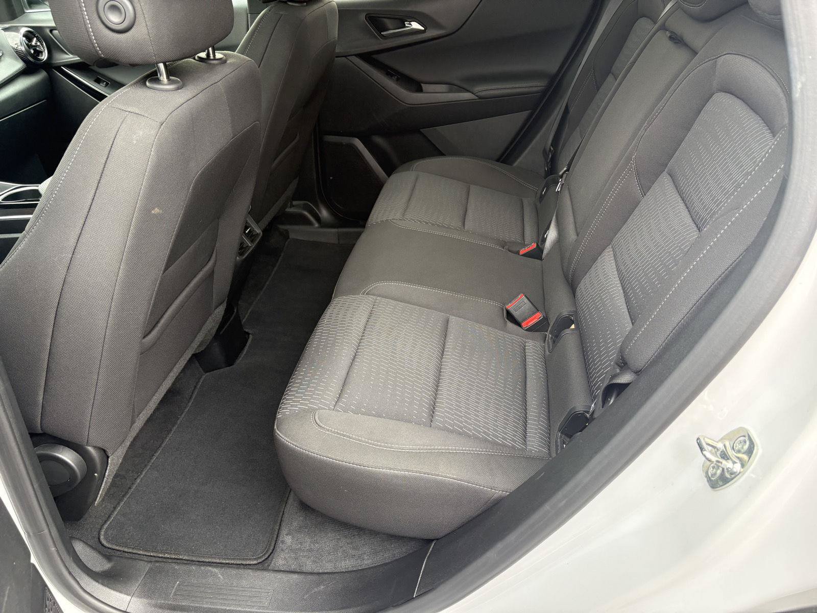 Used 2025 Chevrolet Equinox LT AWD/4WD image 23