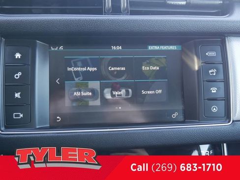 Used 2017 Jaguar XF Premium AWD/4WD image 43