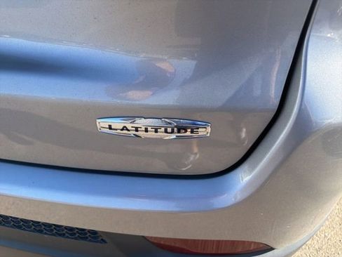 Used 2022 Jeep Compass Latitude w/ Convenience Group image 12