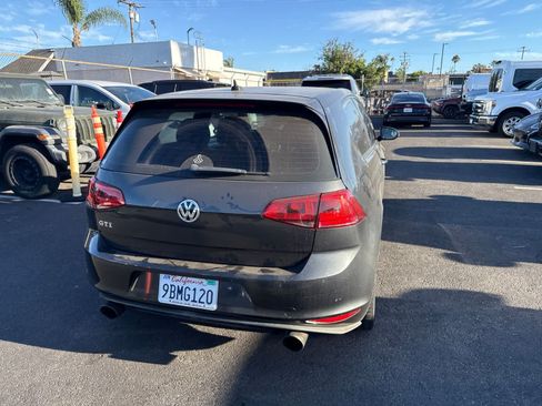 Used 2015 Volkswagen GTI SE w/ Lighting Package (SEL) FWD image 12