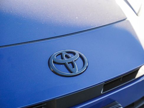 New 2026 Toyota Camry LE image 12