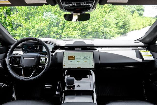 New 2026 Land Rover Range Rover Sport Dynamic SE AWD/4WD image 18