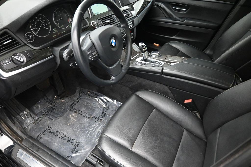 Used 2014 BMW 528i xDrive Sedan AWD/4WD image 14