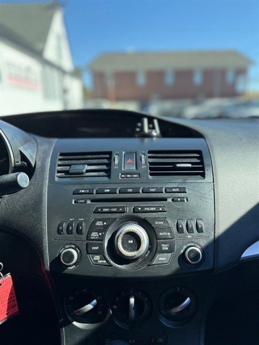 Used 2012 MAZDA MAZDA3 i Touring FWD image 10