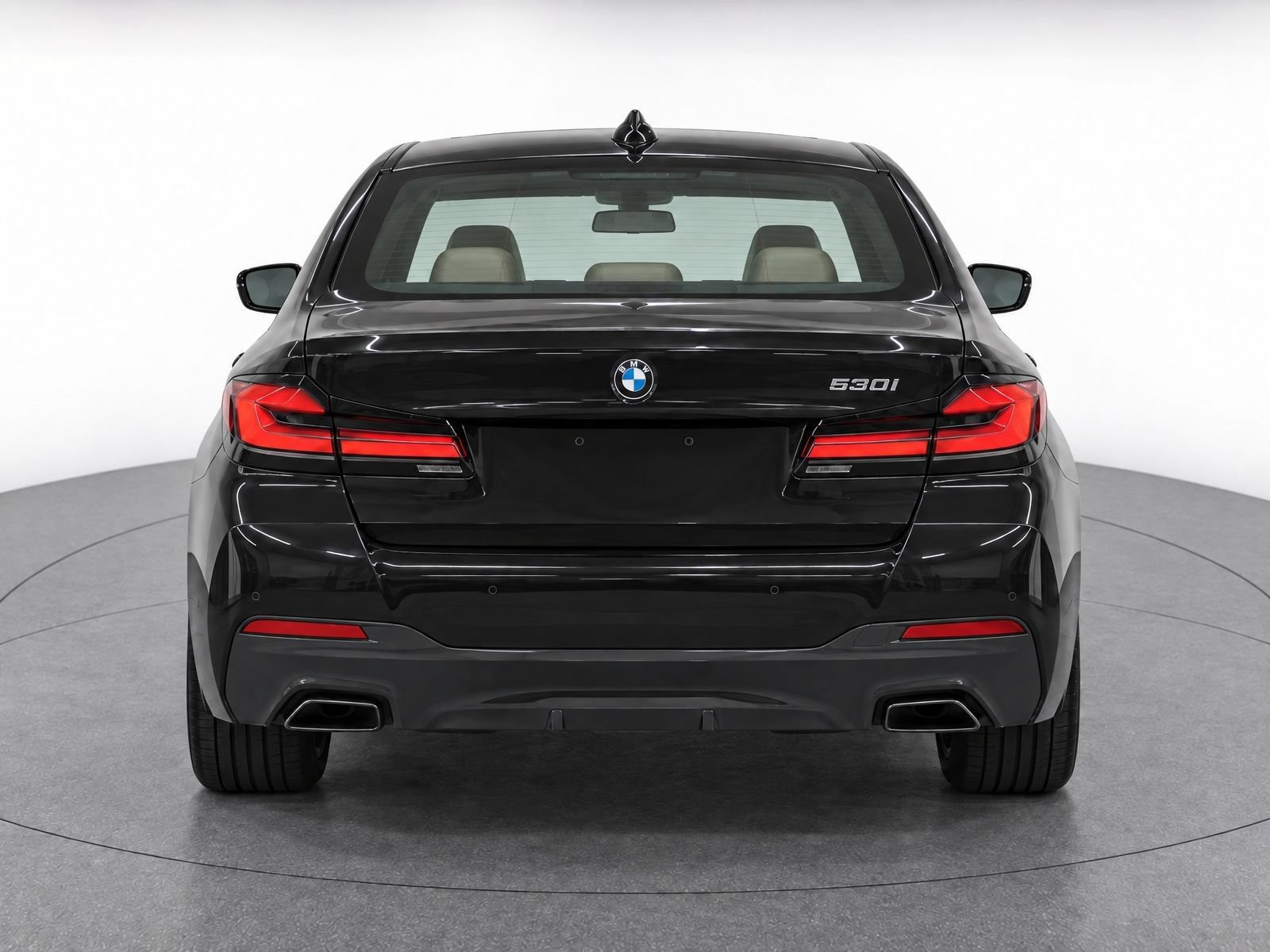 Used 2023 BMW 530i w/ M Sport Package RWD image 5