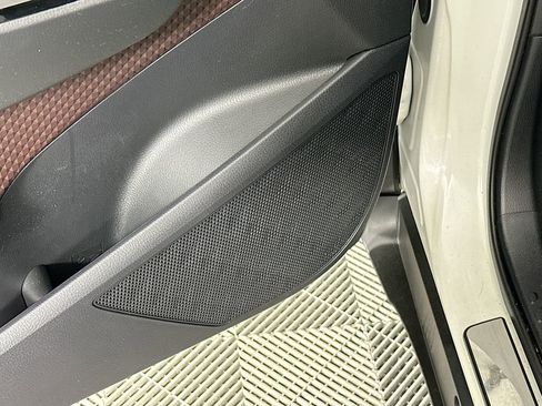 Used 2019 Toyota C-HR Limited image 26