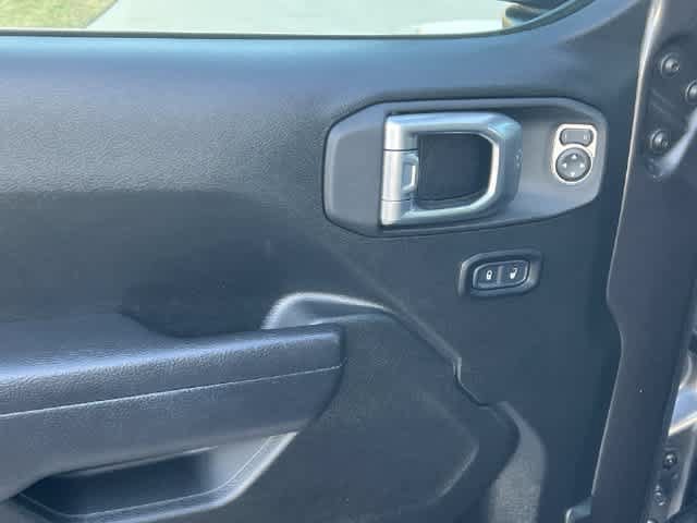 Used 2022 Jeep Wrangler Sport AWD/4WD image 31