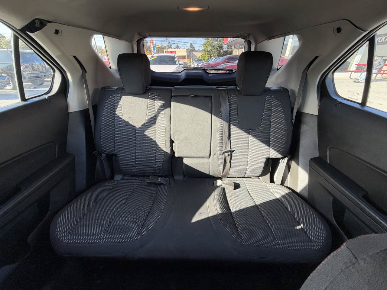 Used 2016 Chevrolet Equinox LS AWD/4WD image 16