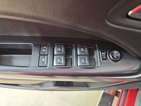 Used 2016 Chevrolet Colorado LT w/ LT Convenience Package image 32