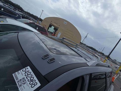 Used 2025 Nissan Pathfinder Platinum image 26