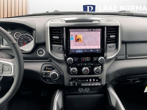 New 2026 RAM 1500 Big Horn AWD/4WD image 13