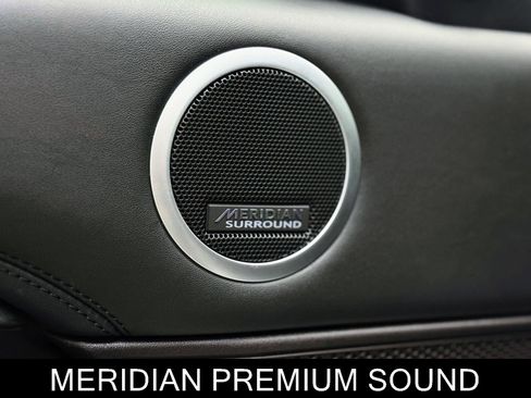 Used 2017 Land Rover Discovery HSE Luxury image 15