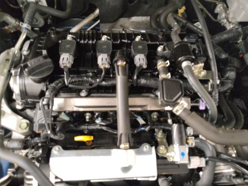 Used 2024 Nissan Versa S w/ S Plus Package FWD image 30