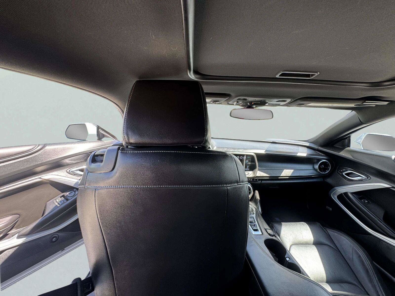 Used 2016 Chevrolet Camaro LT RWD image 30