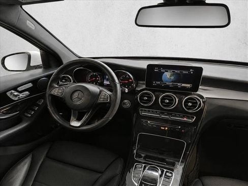Used 2018 Mercedes-Benz GLC 300 image 26