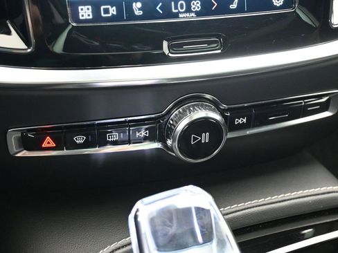 Used 2024 Volvo V60 T8 Polestar w/ Protection Package Premier image 19