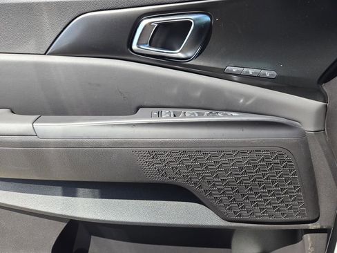 New 2026 Kia Carnival SX w/ SX Dark Edition Package FWD image 16
