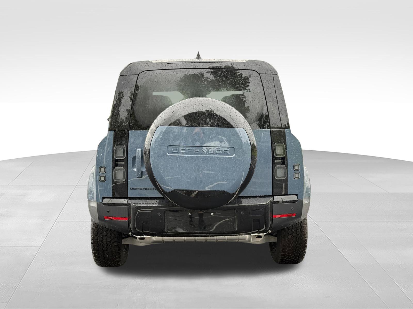 New 2026 Land Rover Defender 110 S AWD/4WD image 4