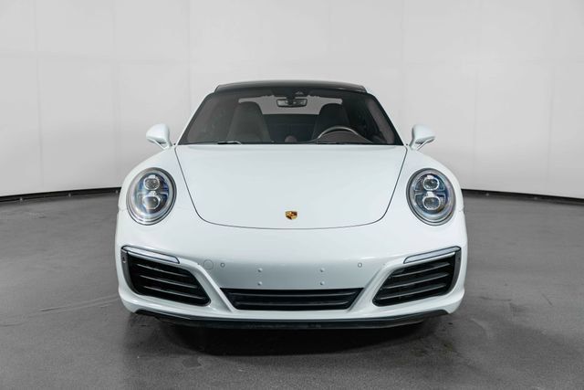 Used 2018 Porsche 911 Carrera 4S AWD/4WD image 3