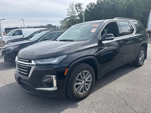 Used 2023 Chevrolet Traverse LT AWD/4WD image 9