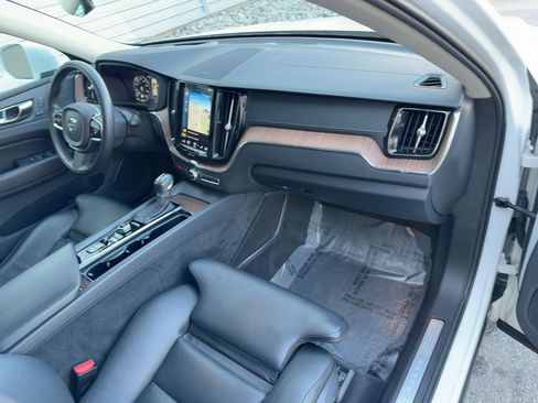 Used 2019 Volvo XC60 T5 Inscription w/ Protection Package Premier image 34