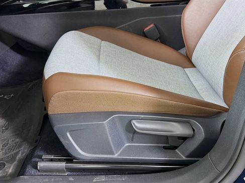 Used 2023 Volkswagen ID.4 Pro image 20