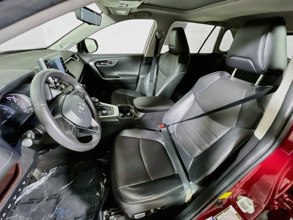 Certified 2021 Toyota RAV4 Limited AWD/4WD image 18