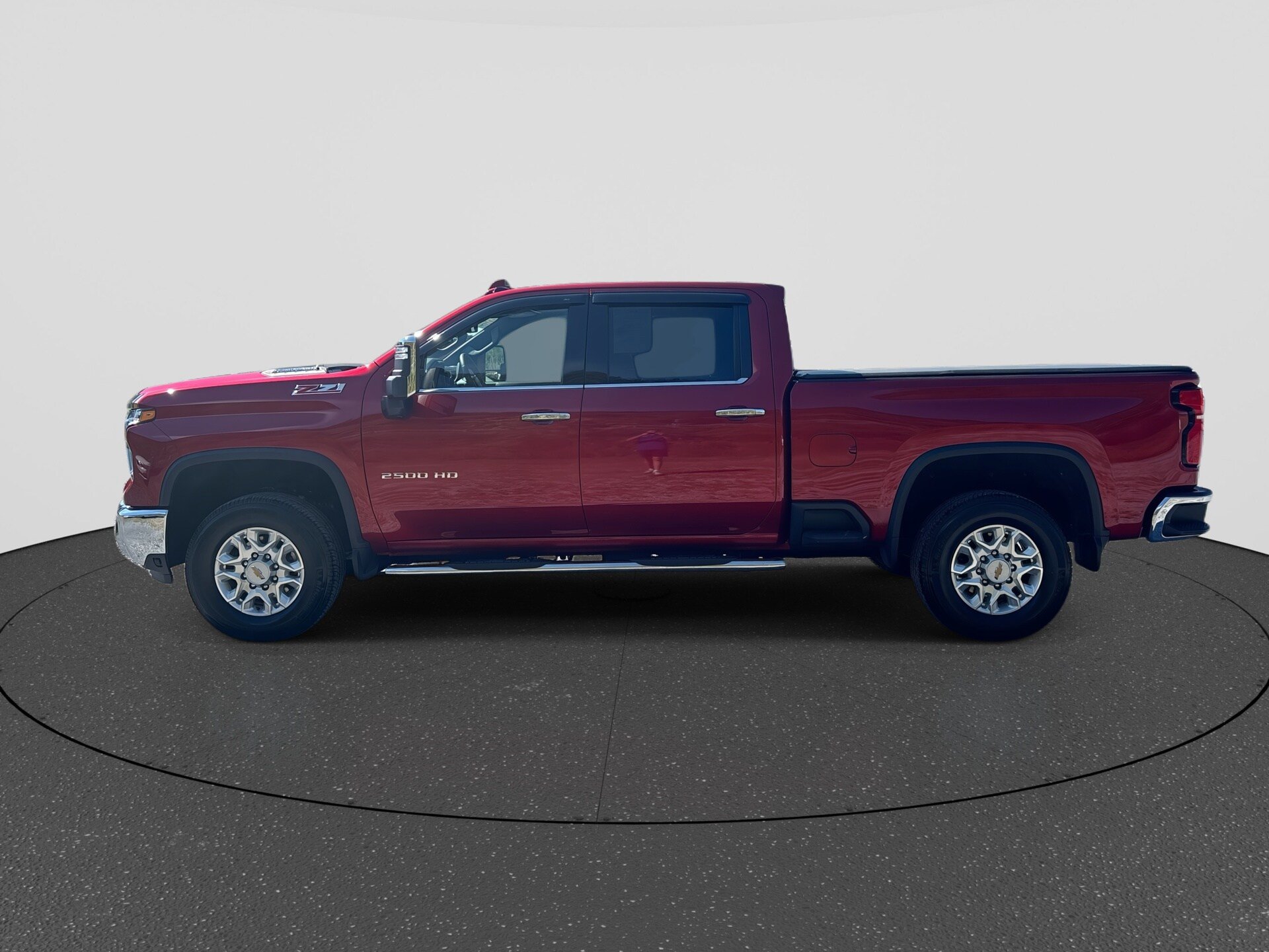 Used 2025 Chevrolet Silverado 2500 LTZ w/ LTZ Convenience Package AWD/4WD image 5