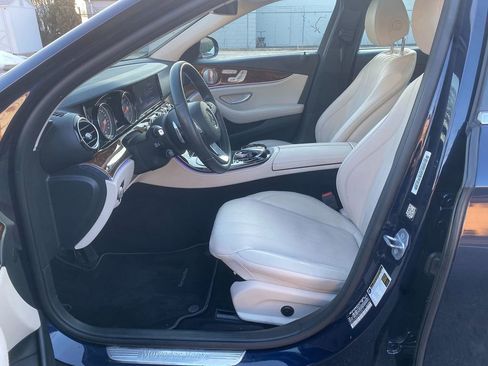 Used 2017 Mercedes-Benz E 300 4MATIC image 12