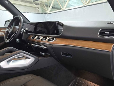 Certified 2025 Mercedes-Benz GLE 350 4MATIC image 13