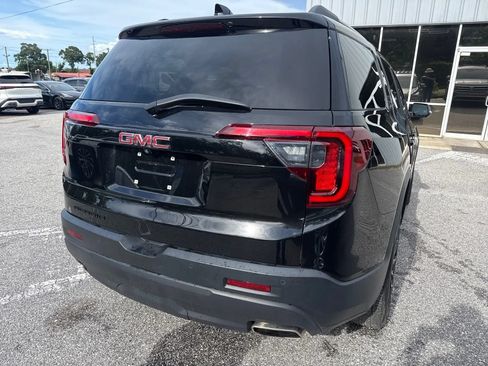 Used 2023 GMC Acadia SLE w/ Elevation Edition FWD image 8