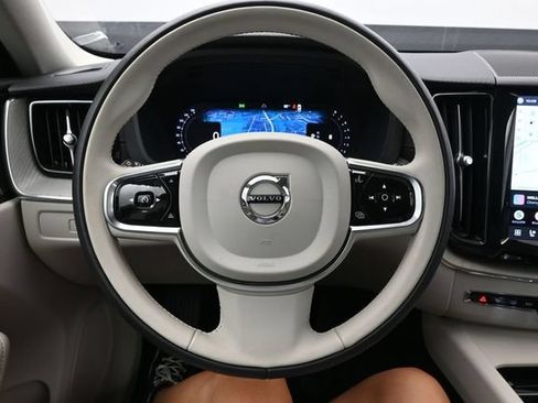 Used 2023 Volvo XC60 B5 Ultimate w/ Climate Package AWD/4WD image 24