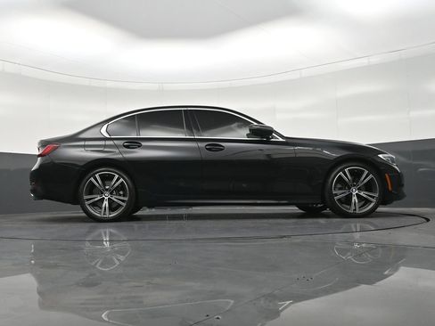 Used 2021 BMW 330i Sedan w/ Premium Package RWD image 28